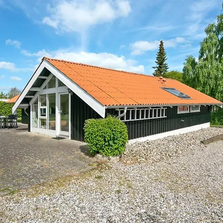 Dea - 850m From The Sea By Interhome Hejls