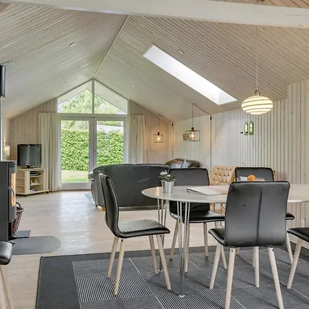 Dea - 850m From The Sea By Interhome * Hejls