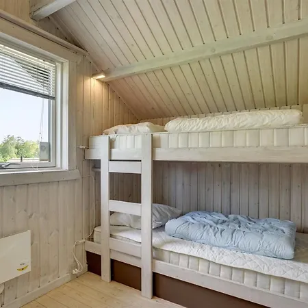 Dea - 850m From The Sea By Interhome