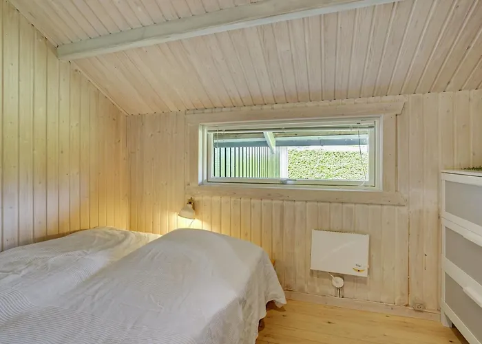 Holiday home Dea - 850m From The Sea By Interhome