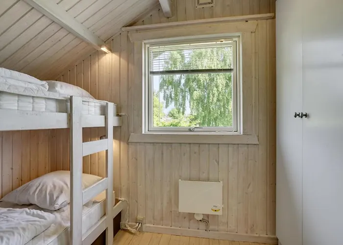 Dea - 850m From The Sea By Interhome