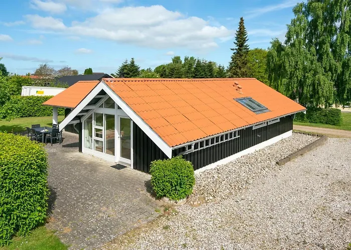 Holiday home Dea - 850m From The Sea By Interhome