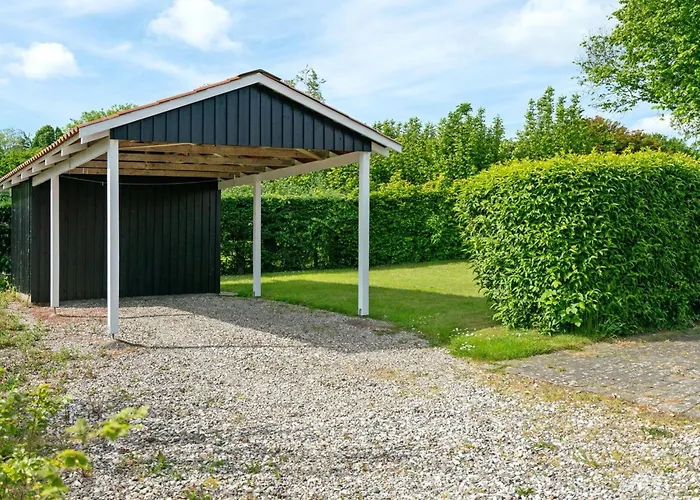 Dea - 850m From The Sea By Interhome