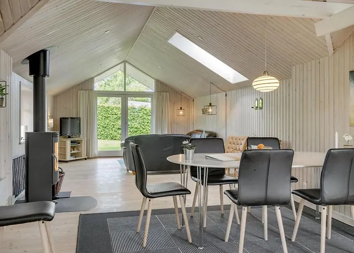 Dea - 850m From The Sea By Interhome