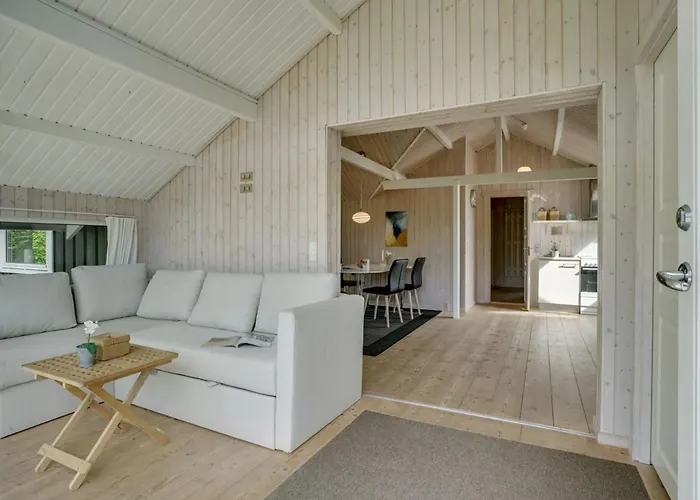 Dea - 850m From The Sea By Interhome Hejls