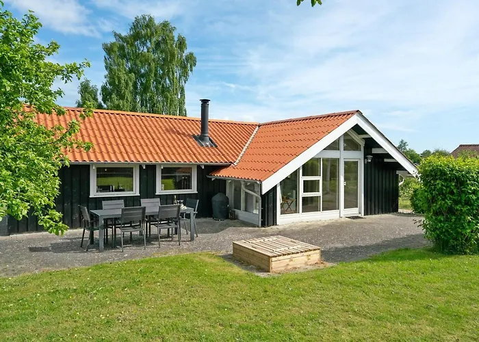 Holiday home Dea - 850m From The Sea By Interhome Hejls